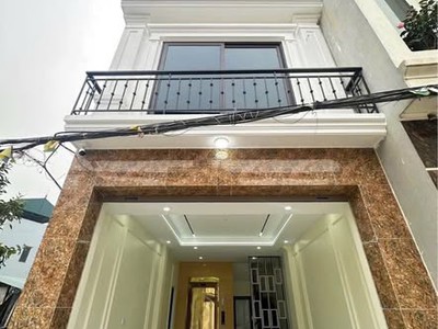 Nhà mới 6 tầng - thang máy xịn - lô góc ô tô vào nhà - ngõ thông 0