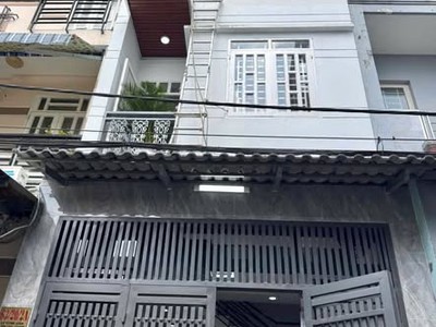 Nhà ngang 5m - lô góc - hẻm oto đỗ cửa 2