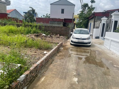 Giá 1,x tỷ   lô đất ngõ 68 sông he sát trục chính, quỹ đất hiếm khu hòa nghĩa  zalo 0567 222 555 1