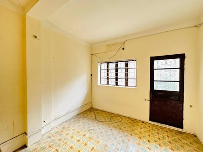 Bán Nhà Phương Mai. Đống Đa. Ô Tô. DT 30m2. MT 3.7m. 4 Tầng. Giá 10.8 Tỷ. 0