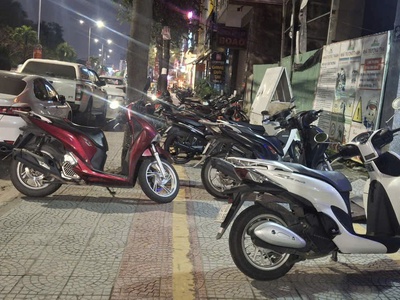 Điện biên phủ   đối diện công viên 29/3   cổng sân bay đà nẵng nhà nghỉ 12 phòng 2