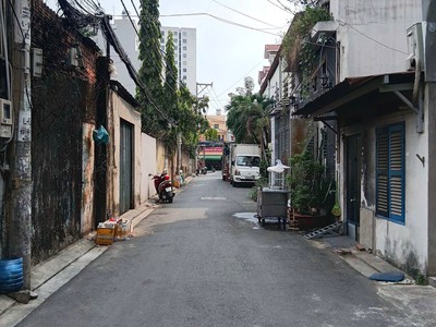 Nhà hxh   đường số 3   bình tân   giáp tân phú   dt 4.8x13m   3pn   nhỉnh 5 tỷ 0