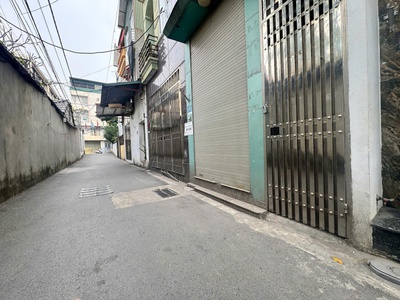 Bán nhà dân xây 3 tầng gía đầu tư sài đồng- long biên 45m2 x 8.5 tỷ. 0