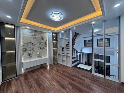 Bán nhà 5 tầng ngọc hồi 40m nhà mới ở ngay, gần trường, chợ tiện ích bạt ngàn 0