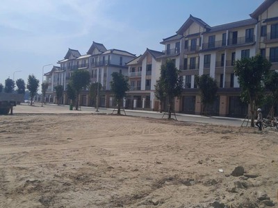 Bán nhà liền kề mặt biển vinpearl nha trang 3