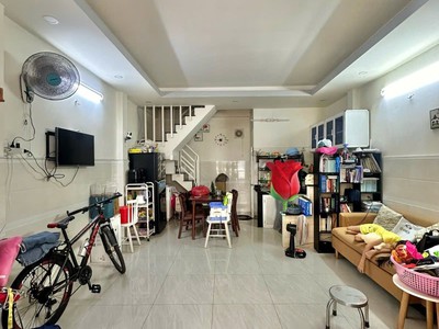 Bán nhà hẻm 3 m p.10 tân bình, âu cơ, 4.5 x8, 2pn, giá chỉ 4 tỷ x 2