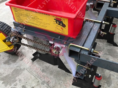 Máy gieo hạt 4 hàng Turbo TBG-4H giá rẻ 1