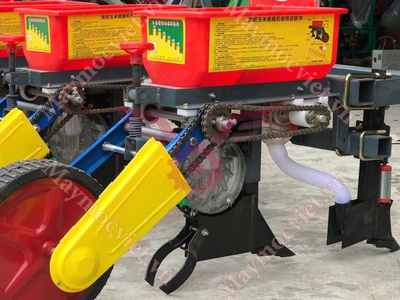 Máy gieo hạt 4 hàng Turbo TBG-4H giá rẻ 2