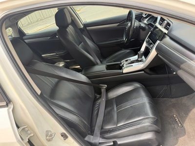 Mình cần bán xe civic Bản 1.5 tubor sx 2017 Chạy 11 vạn full lịch sử hãng. 1