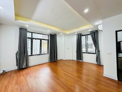 HIẾM  Lô góc Hoàng Hoa Thám Ba đình nở hậu- 5 tầng -ngõ to rộng gần ô tô 0