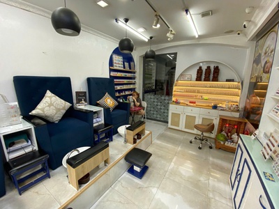 Sang tiệm q10   chuẩn bị làm tết luôn   212 ngô quyền, phường 8, quận 10 1