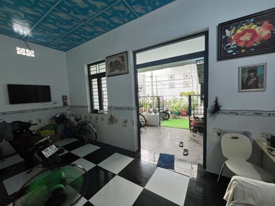 Bán nhà trong ngõ đường đỗ xuân hợp, phường phước long b, thủ đức, tp hcm. dt 104m2, cấp 4.  giá 0