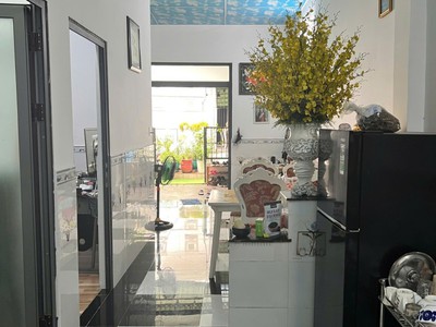 Bán nhà trong ngõ đường đỗ xuân hợp, phường phước long b, thủ đức, tp hcm. dt 104m2, cấp 4.  giá 1