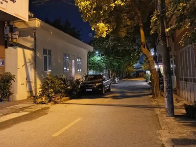 Bán Nhà Mặt Phố Phương Liệt. Thanh Xuân. Thang Máy. Ô Tô. Vỉa Hè. DT 86m2. Giá 45.6 Tỷ 0