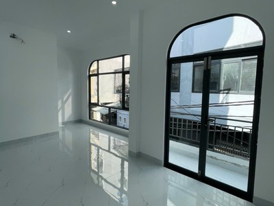 Nhà hẻm ô tô trung tâm quy nhơn   đường lê hồng phong 2