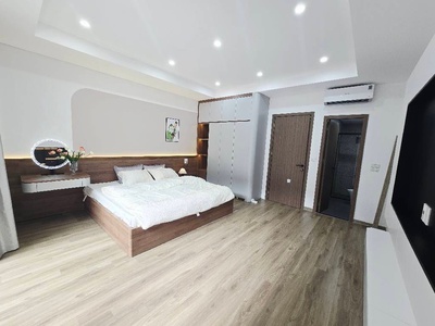 Sơn tây ba đình 40m x6 tầng thang máy 13,5 tỷ lô góc,full nội thất 2