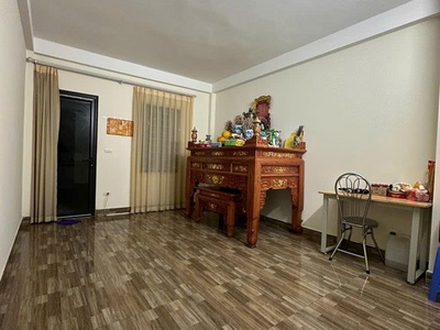 Bán nhà lĩnh nam phố đang mở đường rộng gần chợ đầu mối đền lừ, nhà đẹp ở ngay dt 38m giá 8x tỷ 4