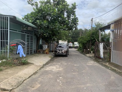 Chính chủ bán đất full thổ cư sẵn sổ mặt tiền oto tránh tại an phước-long thành 0