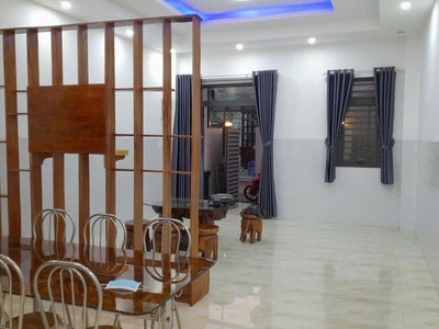 98. nhà 4,5 triệu 2 phòng ngủ full nội thất cách chợ bà bộ 1,5 km 2