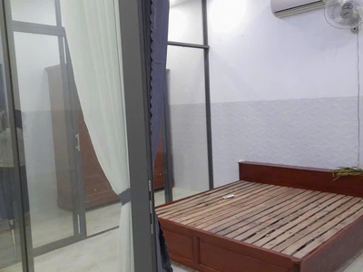 98. nhà 4,5 triệu 2 phòng ngủ full nội thất cách chợ bà bộ 1,5 km 4