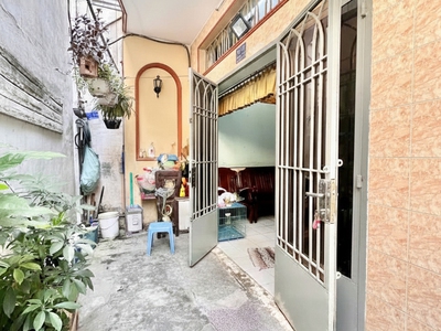 H2058  rẻ hơn shopee  nhà phan đình phùng phú nhuận, shr, 2 tầng, 4.8x16m, 6.x tỷ 0