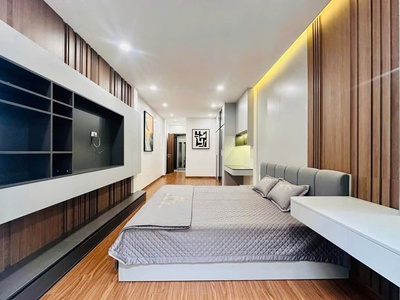 Chùa bộc 42m    5 tầng   mt 7.4m  thang máy   ngõ ô tô  10.9 tỷ 2