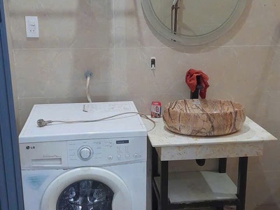 98. nhà 4,5 triệu 2 phòng ngủ full nội thất cách chợ bà bộ 1,5 km 3