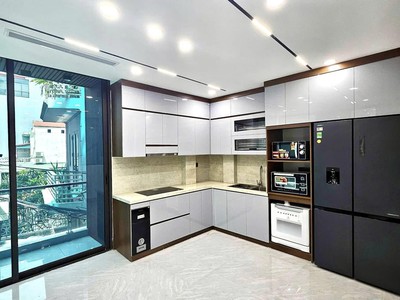 Bán nhà an dương  vương  thang máy oto vào nhà   nhà đẹp ở ngay 62m 15.6tỷ 2