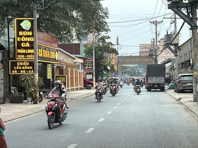 Ngộp bank chỉ 38 tỷ có tòa nhà 6 tầng mt hà huy giáp q12 ngang 14m 280m2 ngay ngã 4 ga. 4