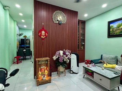 Nhà hxh đường trần hưng đạo quận 5 phường 1 cũ. 1