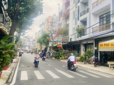 Góc 2 mặt tiền đường 14m lề 3m   sát chợ tân phú   ngang 14m   5 tầng   chỉ 18 tỷ tl 2