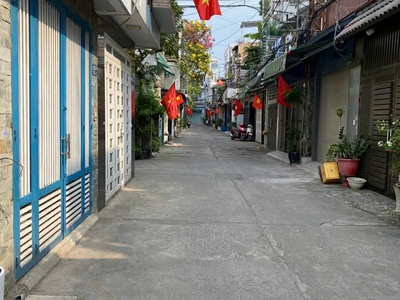 Nhà 3 tầng trung tâm tân bình hẻm 6m   cách mạng tháng 8 nỡ hậu tài lộc 1