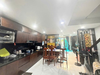 Bán nhà 4 tầng sát mặt tiền quốc lộ 13, gần ubnd hiệp bình vạn phúc city, giá 7,5 tỷ 2