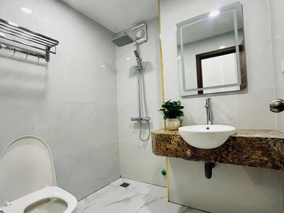 Chùa bộc 42m    5 tầng   mt 7.4m  thang máy   ngõ ô tô  10.9 tỷ 3