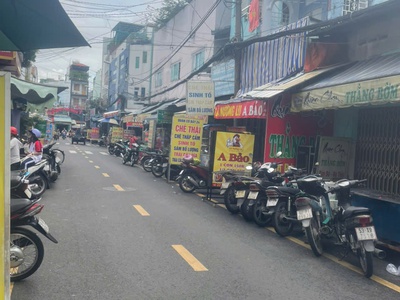 Bán nhà mặt tiền kinh doanh - vị trí đăc biệt, rất ít nhà bán - phố ẩm thực nguyễn nhữ lãm, quận 1