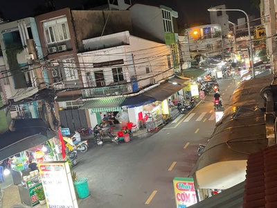 Bán nhà mặt tiền kinh doanh - vị trí đăc biệt, rất ít nhà bán - phố ẩm thực nguyễn nhữ lãm, quận 4