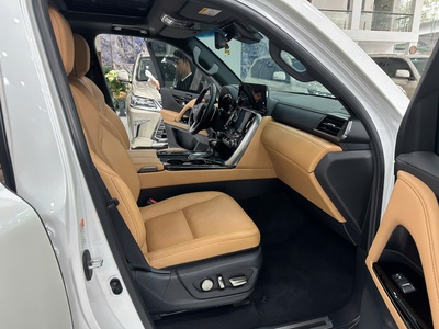 Bán xe Lexus LX600 Urban 7 chổ 2023 Một Chủ 2