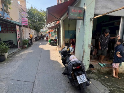 Chính chủ trang bìa chưa qua đầu tư 6,5m - 131m  thích hợp xây chdv hoặc giữ tiền - 8tỷ nhỉnh 1