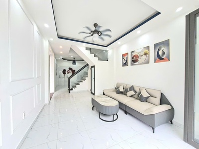 Bán nhà thiên lôi gần aeon, 40m 3 tầng, lô góc, giá 3.55 tỉ 1