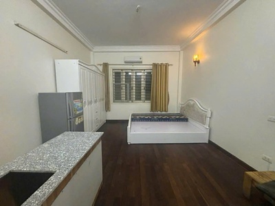 Bán nhà  kim mã   ba đình  5 tầng   1 tum dòng tiền ổn định- dt: 30m, 6 tầng, mặt tiền 3.9m nhỉnh 8 0