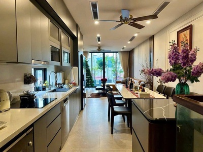 Siêu phẩm, bán nhà mặt phố lạc long quân, 60m, 6 tầng thang máy, chỉ 30 tỷ 1