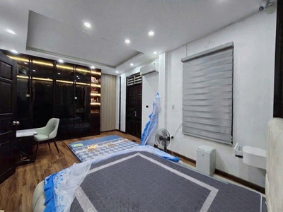 Xuân thủy dt 37m x5 tầng 9,1 tỷ ngõ rộng 3m,thông các ngả,full nội thất 2