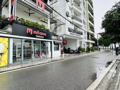 Nhà Mặt Hồ Quảng Khánh 5 Nổi 1 hầm Mặt Tiền 8M 157 Tỷ 2 Thoáng Trước Sau 0