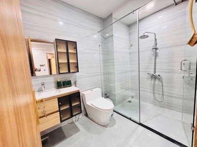 Bán nhà 6 tầng mặt tiền Phạm Ngọc Thạch, Vĩnh Hải, Nha Trang, GIÁ 20 TỶ 2