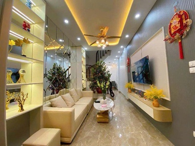 Bán nhà Khương Đình, DT45m,Giá nhỉnh 10 tỷ ,oto , Ngõ Thông ,Full NT 0