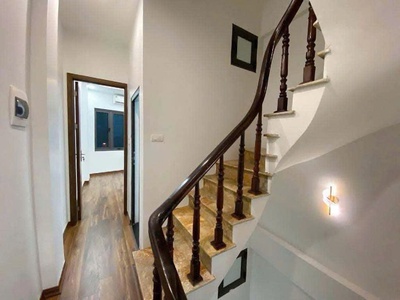 Bán nhà Khương Đình, DT45m,Giá nhỉnh 10 tỷ ,oto , Ngõ Thông ,Full NT 2