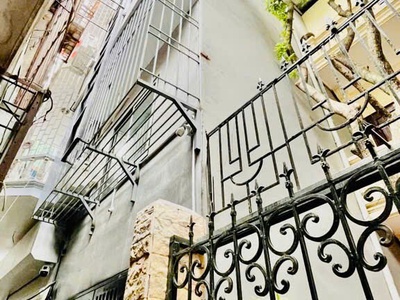 ĐỘI CẤN 55m2 x 7 tầng thang máy   10 Phòng khép kín - full nội thất - Mặt ngõ thông 0