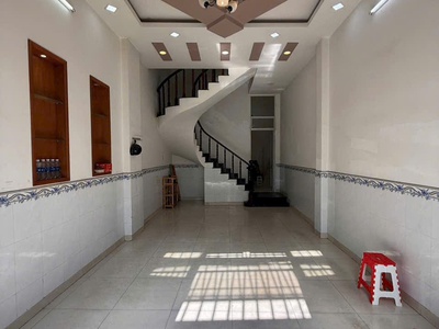 Bán Hoặc Cho Thuê Nhà MTNB 10M Ống Ích Khiêm Quận 11 3