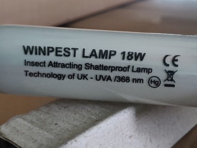 Bóng đèn thu hút côn trùng Winpest 18W 0