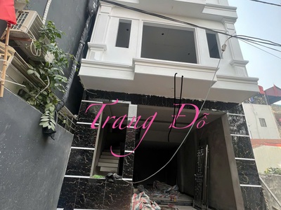 Hoa hậu hữu hoà - cầu tó, 50m 4 tầng, mặt tiền 5m. cách cầu tó chỉ 500m thuận tiện di chuyển 0